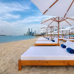 Radisson Blu & Resort, Corniche Resort